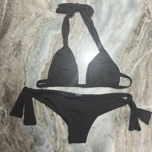 Mix and match European brand Calzedonia bikinis! - Picture 5 of 6